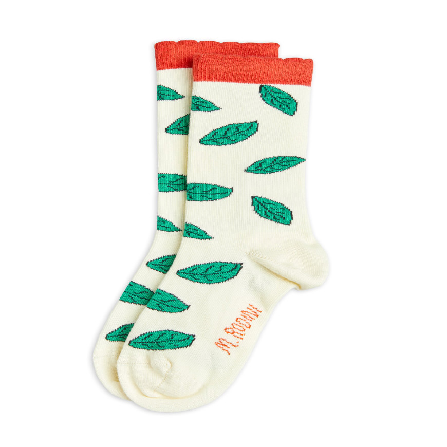 Leaf Scallop Socks White