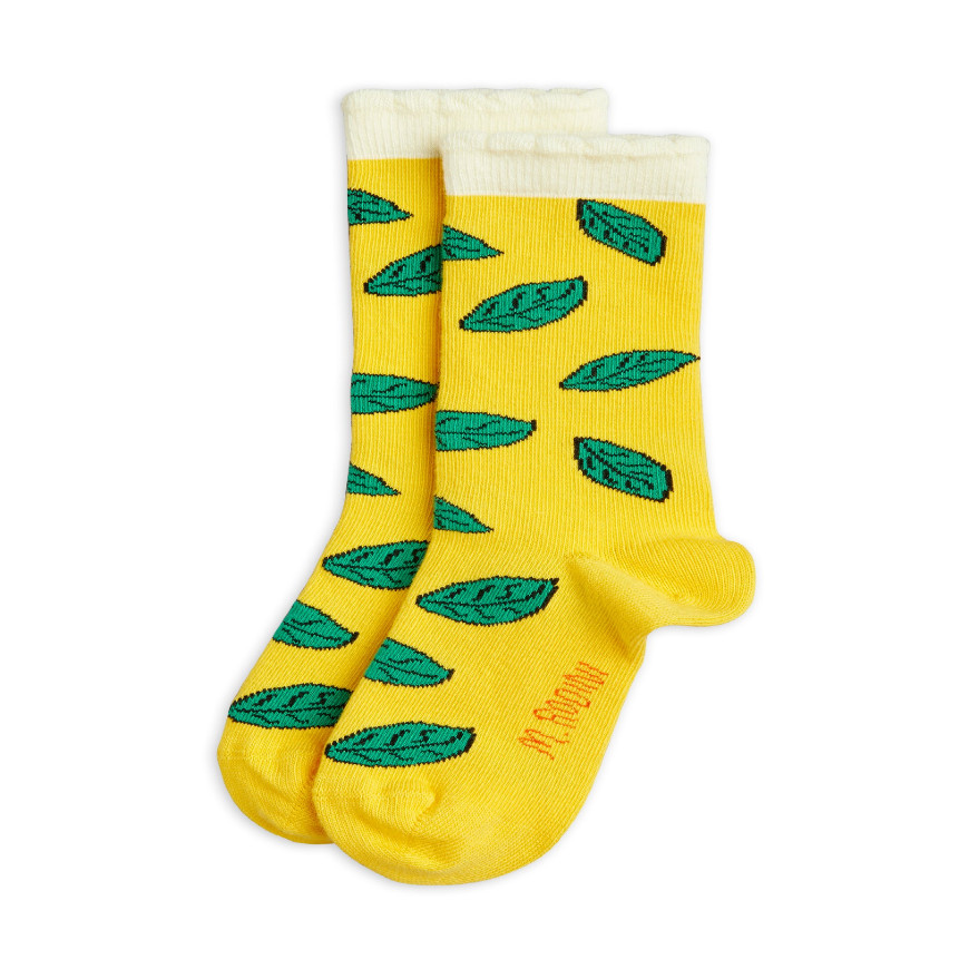 Leaf Scallop Socks Yellow