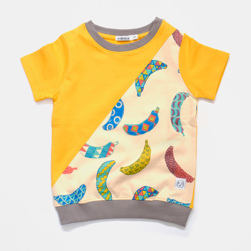 Diagonal panel short sleeve sweat